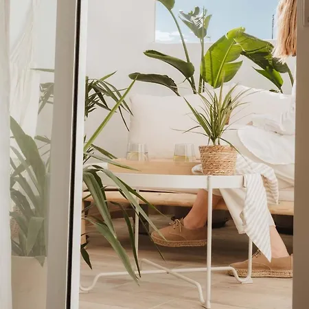 Lägenhet Guestready - Luminous Getaway